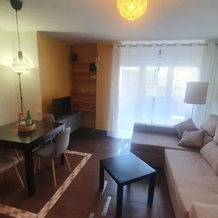 Rinconin De Laura's, Bien Situado Para 4 Pax, 2hab