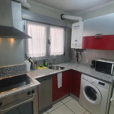 Rinconin De Laura's, Bien Situado Para 4 Pax, 2hab Gijón