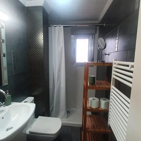 Apartment Rinconin De Laura's, Bien Situado Para 4 Pax, 2hab Gijón