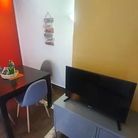 Apartment Rinconin De Laura's, Bien Situado Para 4 Pax, 2hab Gijón